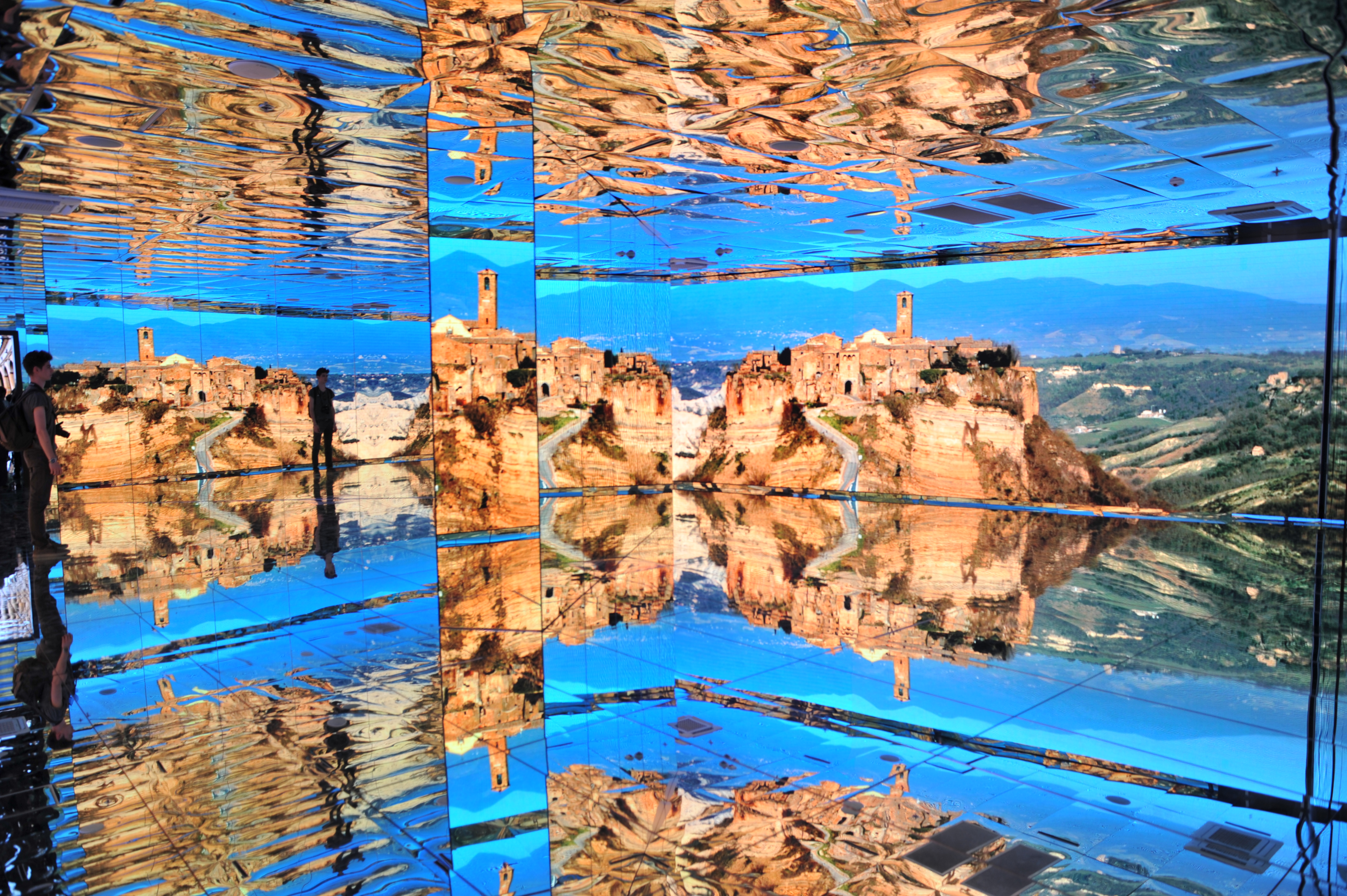Installazione immersiva Lightbeam per Expo Milano 2015