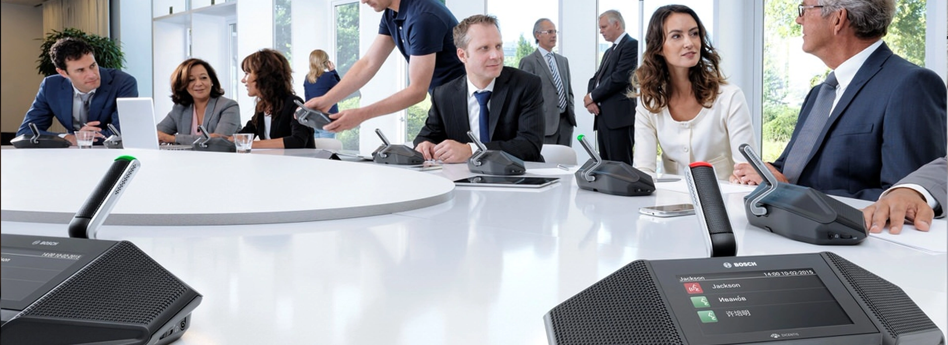 Sale istituzionali e collaborazione ibrida